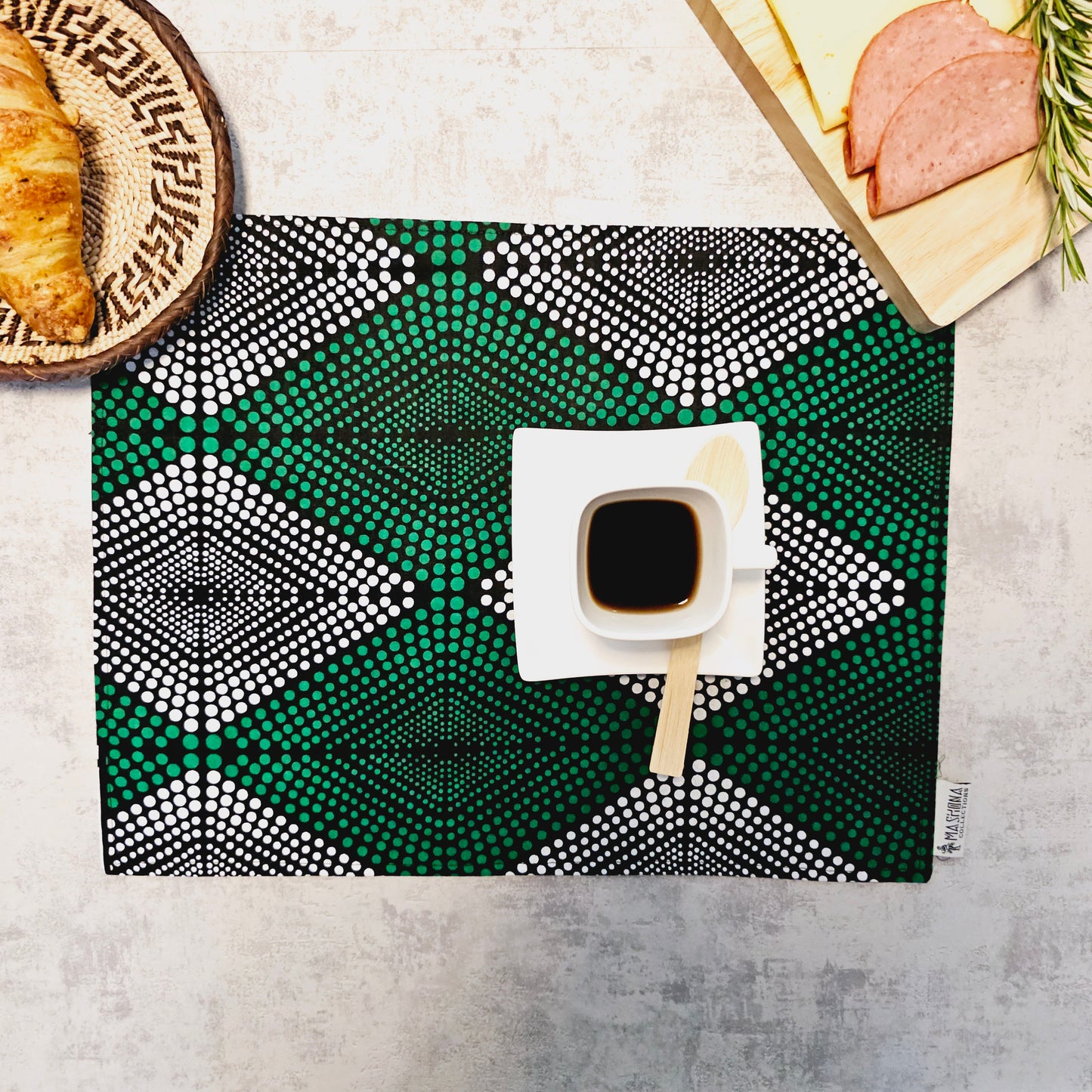 Set of 4 | 8 Placemats | 32cmx42cm | 100% Cotton Placemats.