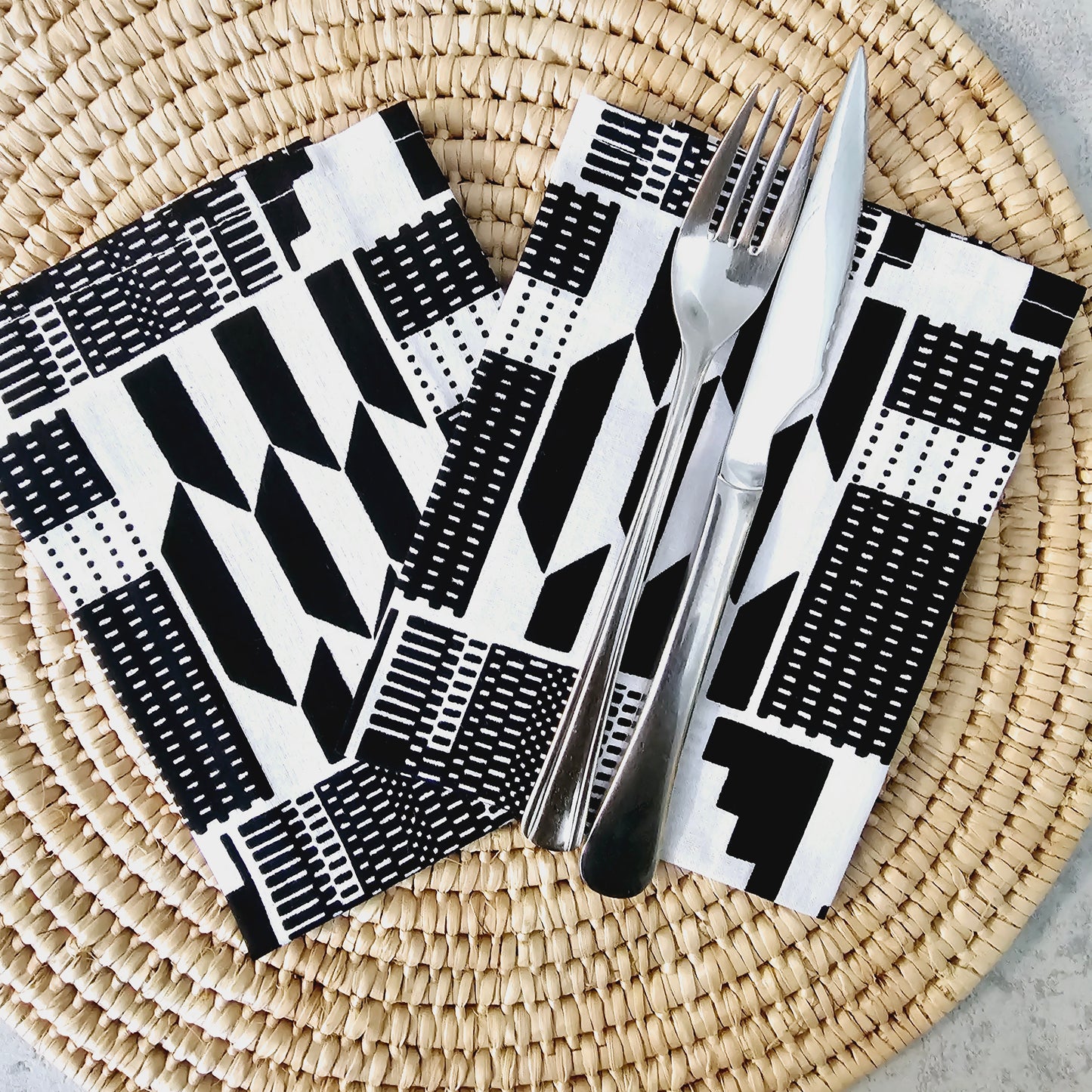 Set of 4 | 8 Napkins | 40x40cm | Ankara Wax 100% Cotton