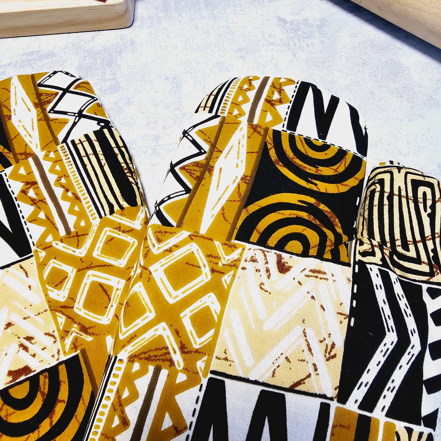 Set of 2 Oven Gloves | 100% African Print Fabric